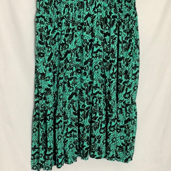 Teal and Black Floral Tiered Dress Size 2X - Picture 7 of 16